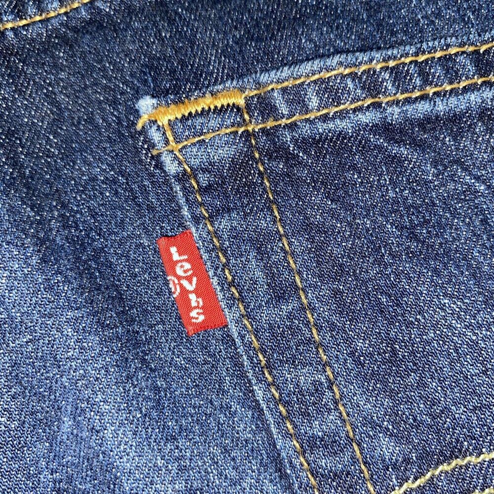 Levis 505 Regular Fit Jeans, Size 32 x 32 - Red Tag - Picture 5 of 7
